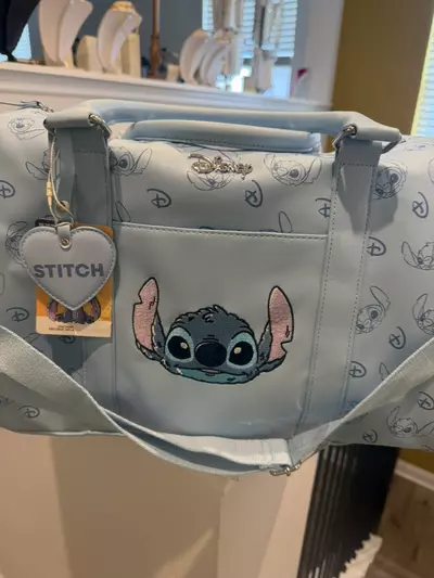 plant/Disney STITCH travel/duffel bag… Brand new-0-thumbnail
