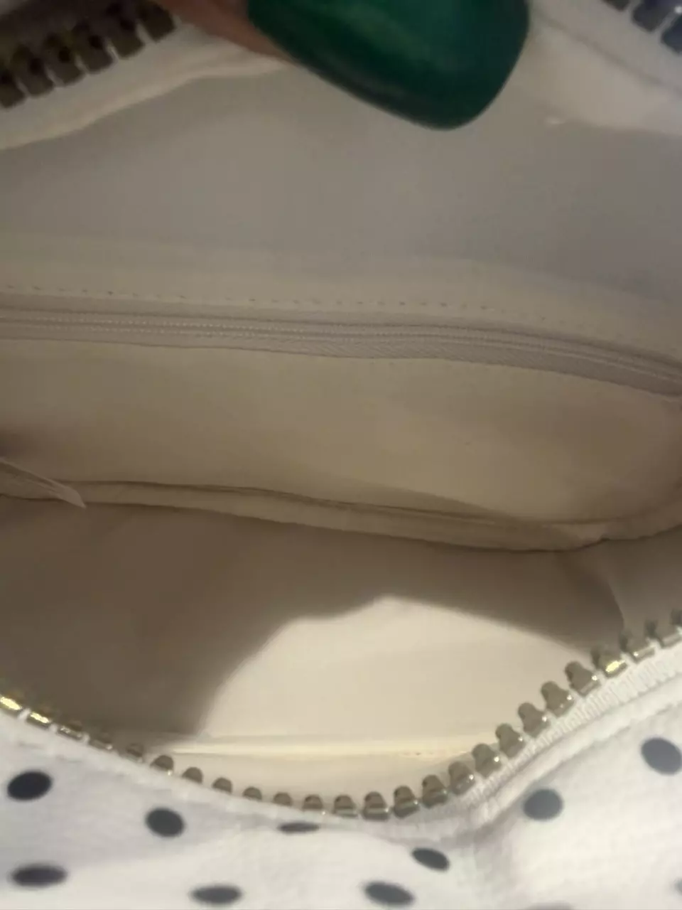 plant/Disney Minnie mouse Crossbody… Brand new !-2