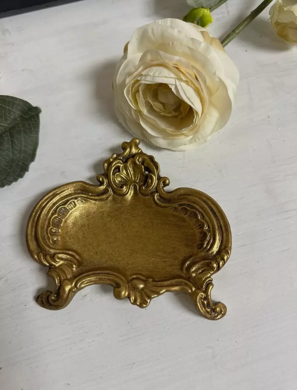 plant/Vintage jewelry Dish-0