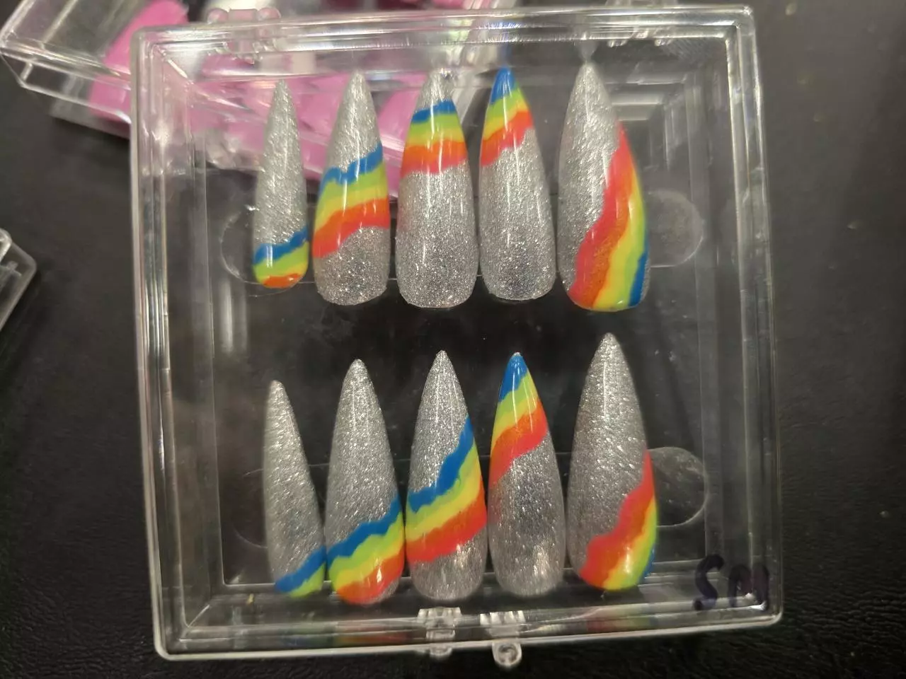 plant/Stiletto size small nails-0