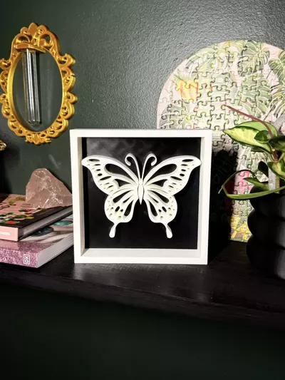 plant/Butterfly Shadowbox | 3d printed-3-thumbnail