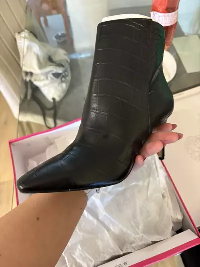 plant/Vince camuto new in the box sz 8/8.5-6-thumbnail