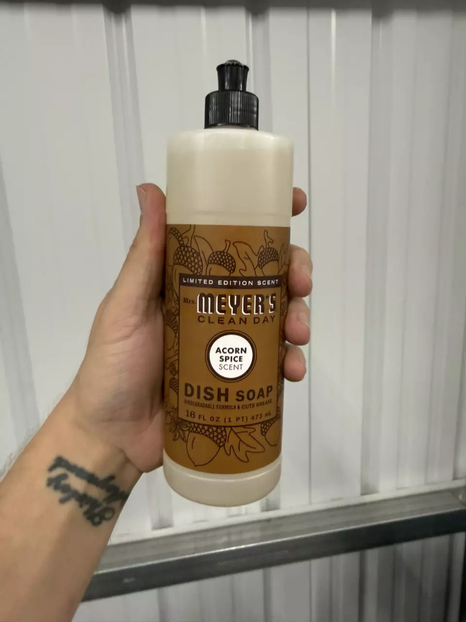 heat_pack/Meyers dish soap Acorn Spice 16 oz-0