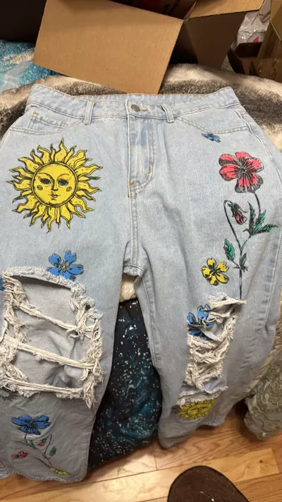 plant/Women’s preloved jeans. SHEIN brand.-0-thumbnail