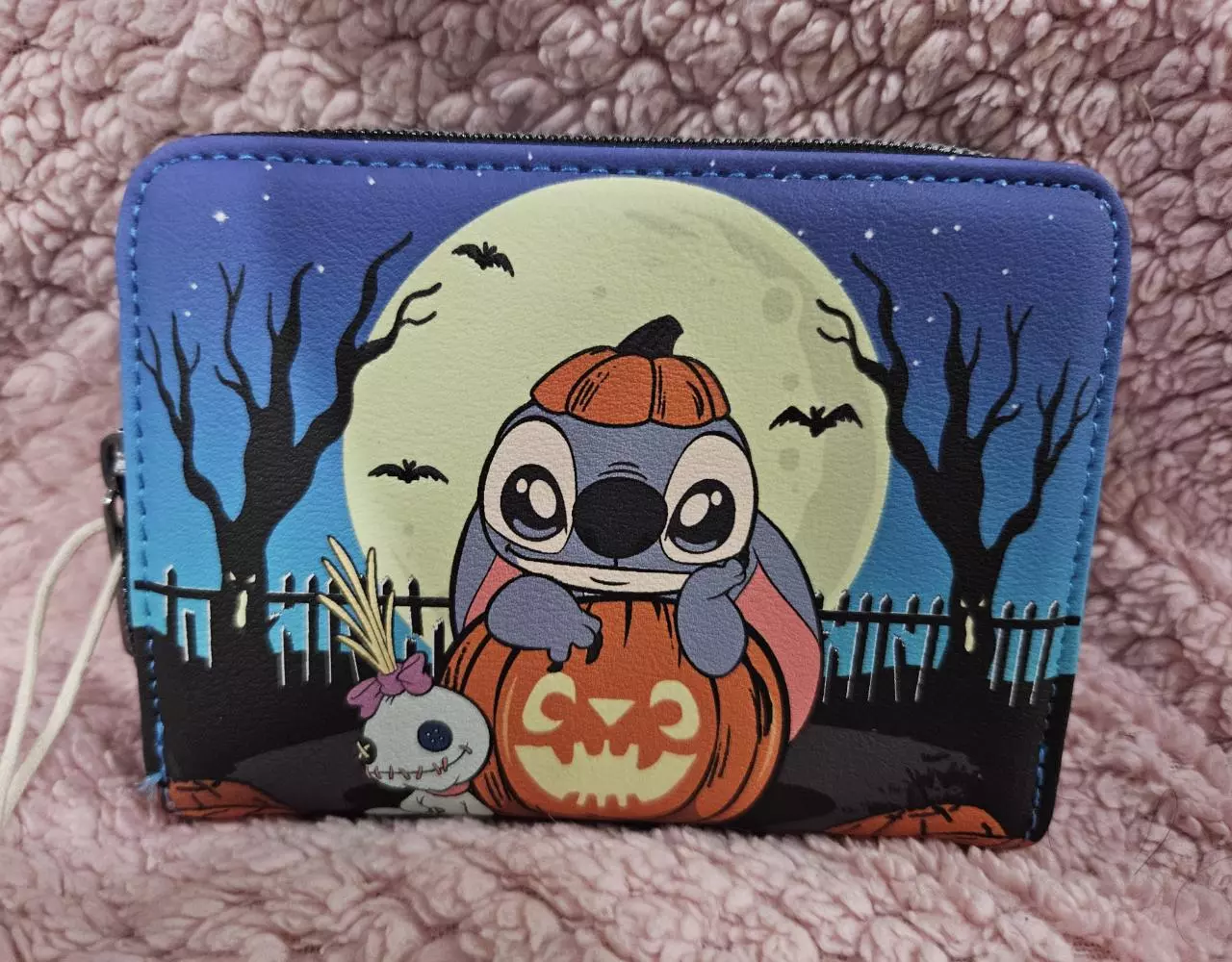 plant/NWT - Stitch GITD Loungefly Wallet-0