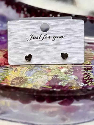 plant/Heart earrings-0-thumbnail