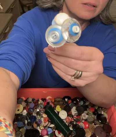 plant/Icy Blues Vintage Button Bouquet-2-thumbnail