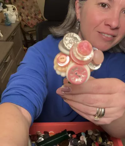 plant/icy pink button bouquet-3-thumbnail