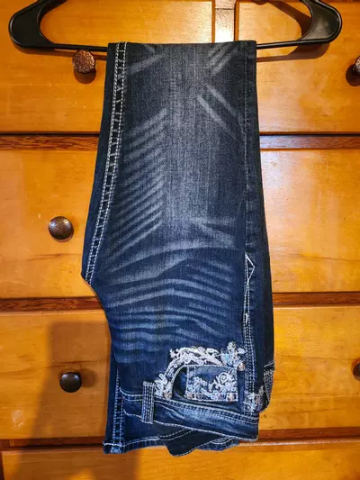 plant/💫 Grace In LA Jeans 💫 NWOT 💫-2-thumbnail