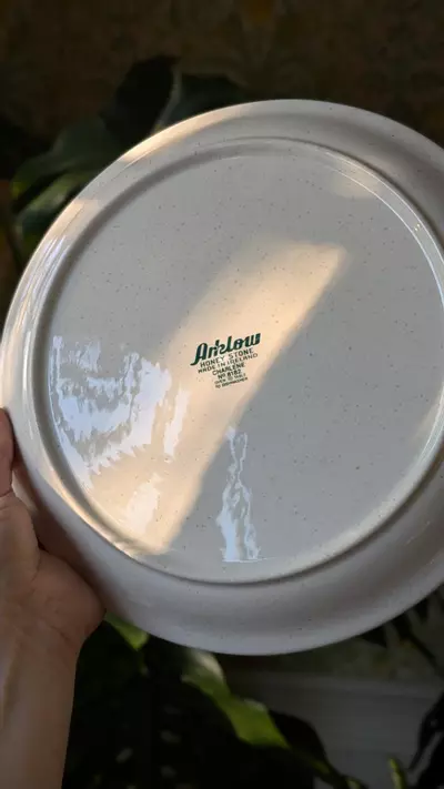 plant/arklow honeystone plate, made in Ireland-1-thumbnail