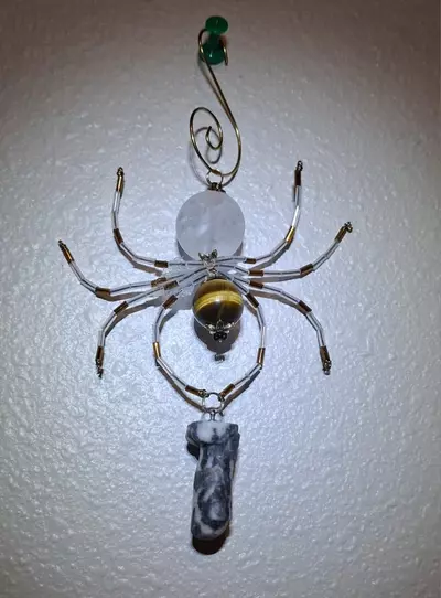 plant/Spider ornament w/ ding-0-thumbnail