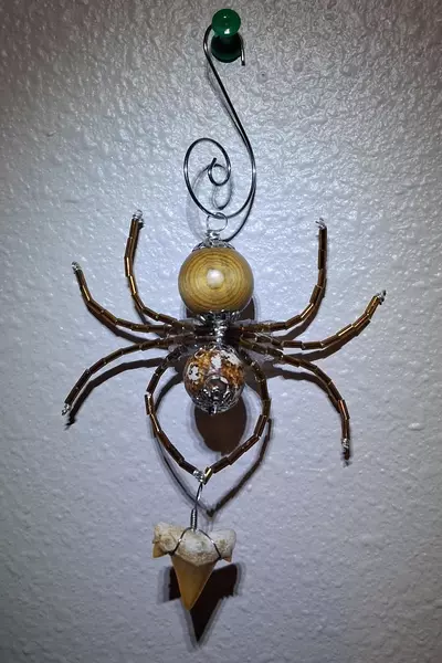 plant/Spider ornament w/ shark tooth-0-thumbnail