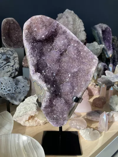 plant/Amethyst open cut base on stand-0-thumbnail
