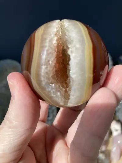 plant/Agate sphere with druzy open slice-0-thumbnail
