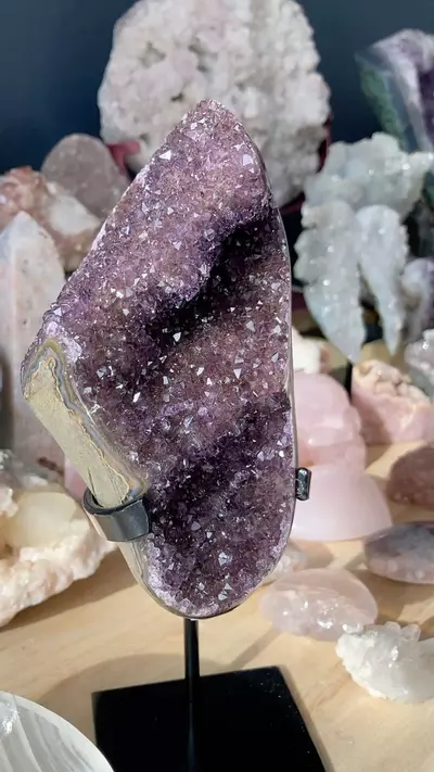 plant/Amethyst open cut base on stand-1-thumbnail