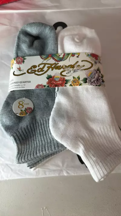 plant/Ed Hardy 8 pairs of socks size 4-10-0-thumbnail