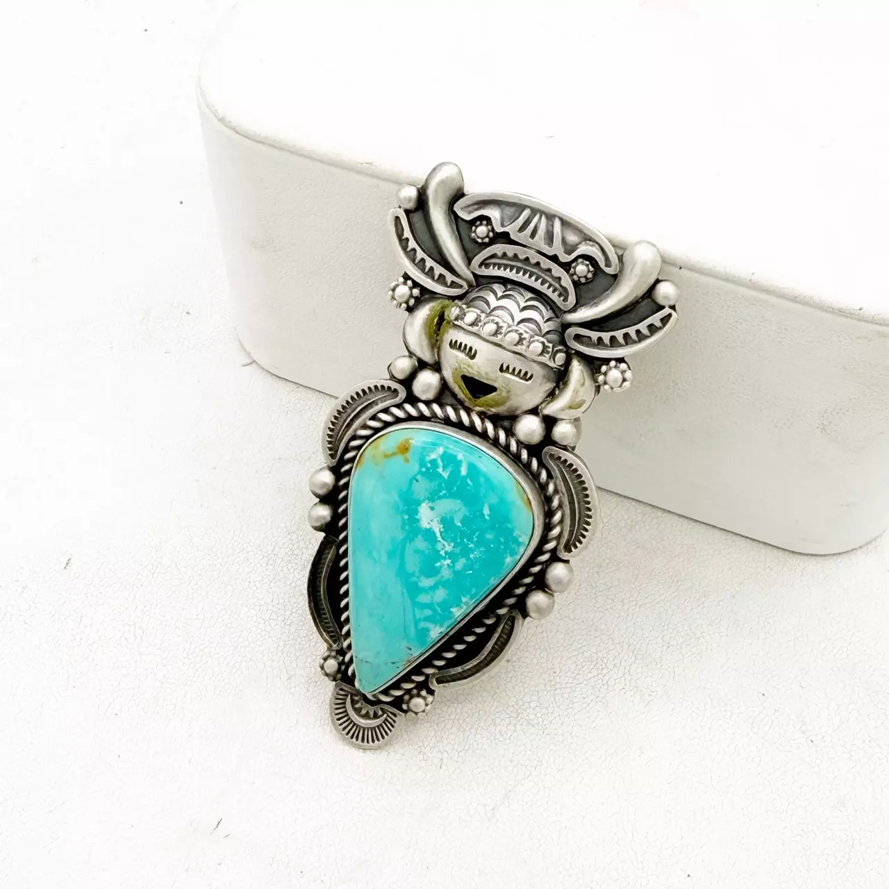 plant/Ronald Tom Kingman Maiden Ring-0