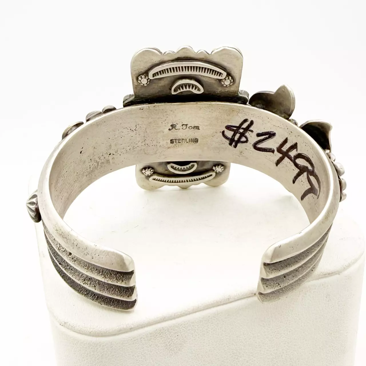 plant/Ronald Tom Royston Butterfly Cuff-3