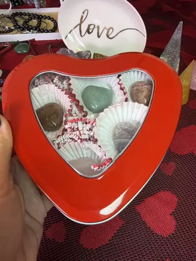 plant/Valentine heart rock candy 💜❤️🩷-1-thumbnail