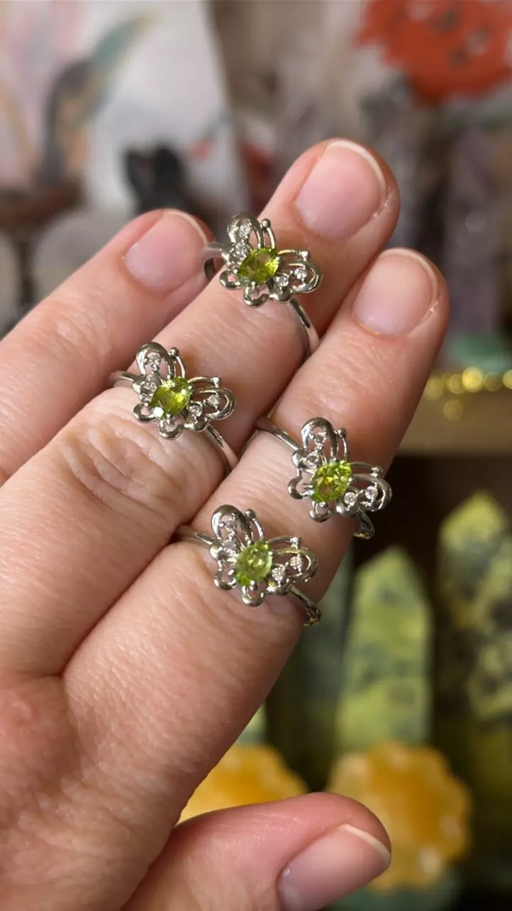 plant/$10 | Peridot Butterfly Adjustable Ring-0