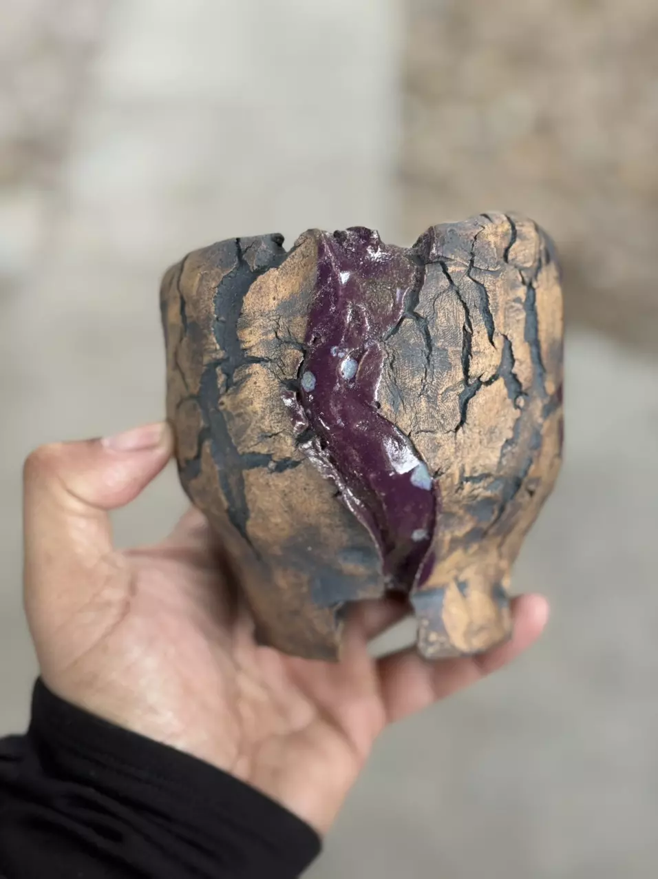 plant/Purple lines footed 4.5x4.25H-0