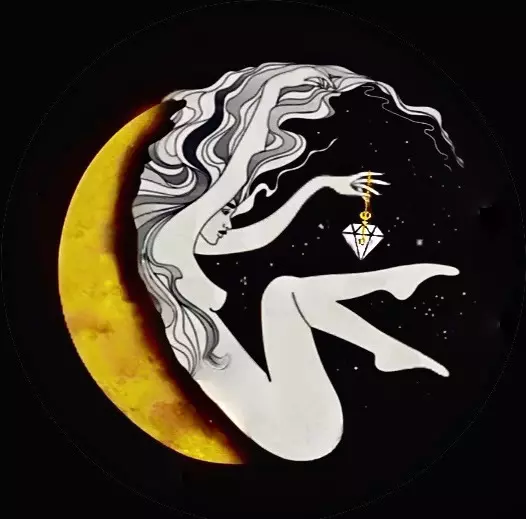 Mornings with Moon🖤🌙