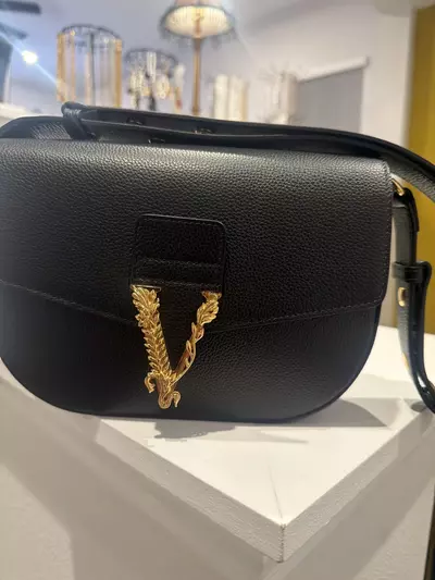 plant/Authentic Versace handbag… Like new!-1-thumbnail