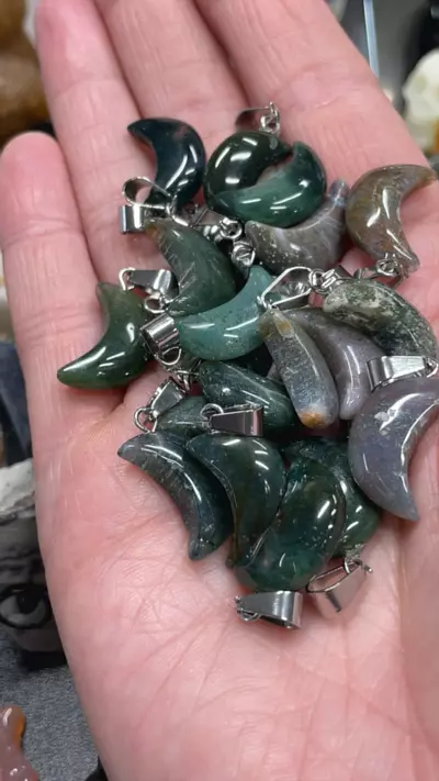 plant/MOSS AGATE MOON PENDANT -0-thumbnail