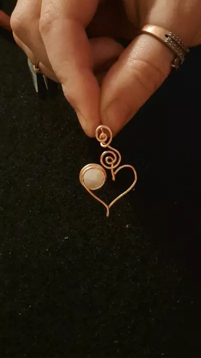 plant/Rainbow moonstone copper heart pendant-0-thumbnail