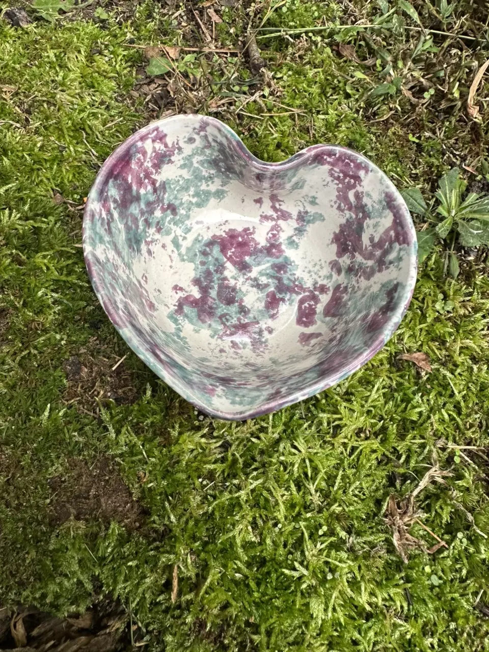 plant/Small Pottery Heart Bowl-0