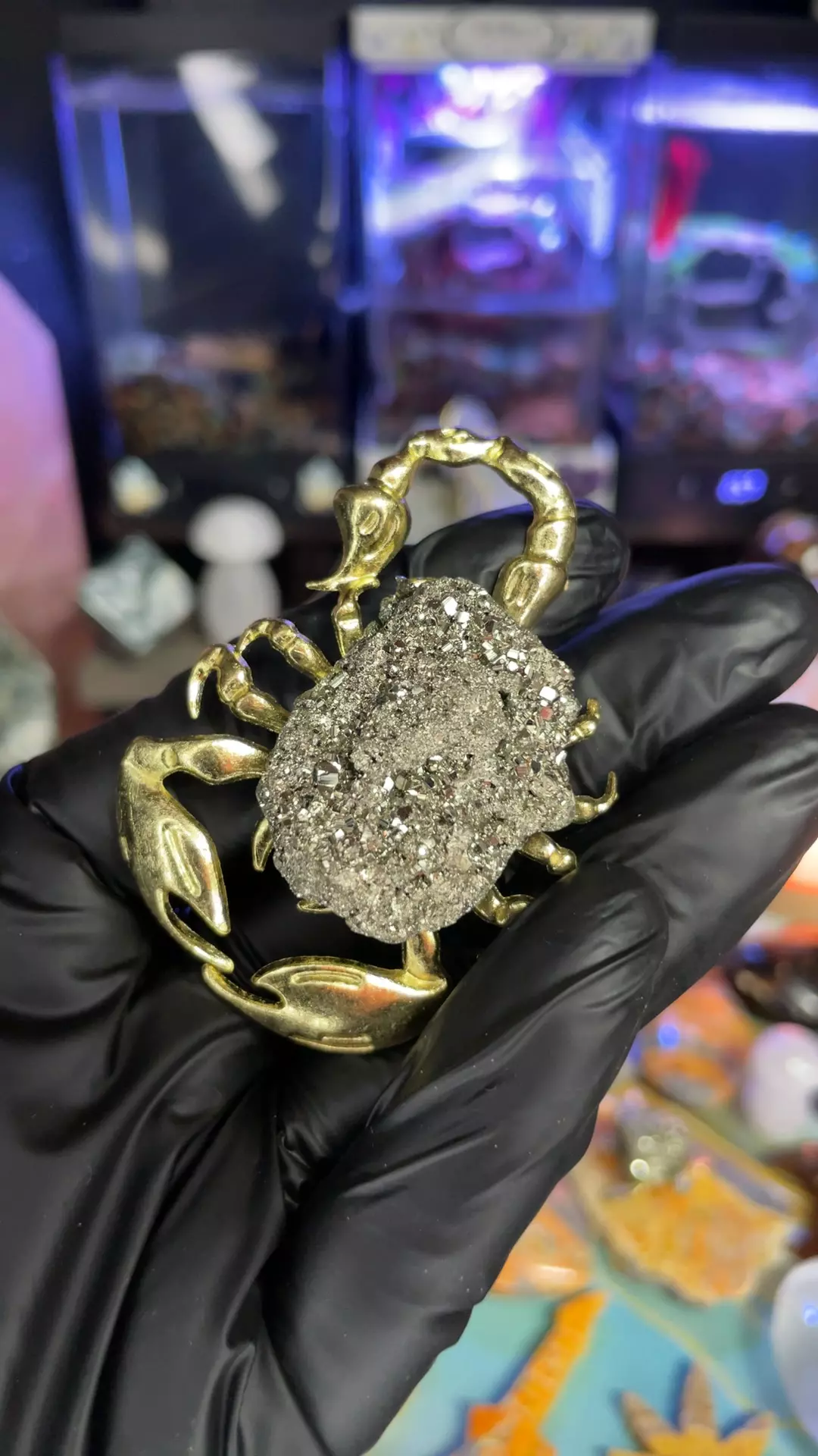 plant/Pyrite Scorpion-0