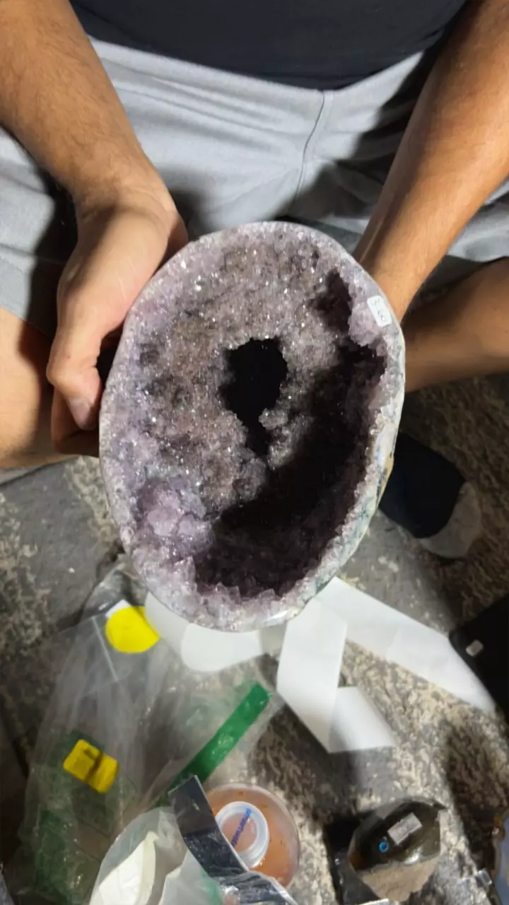 plant/Amethyst With Custom Stand-1