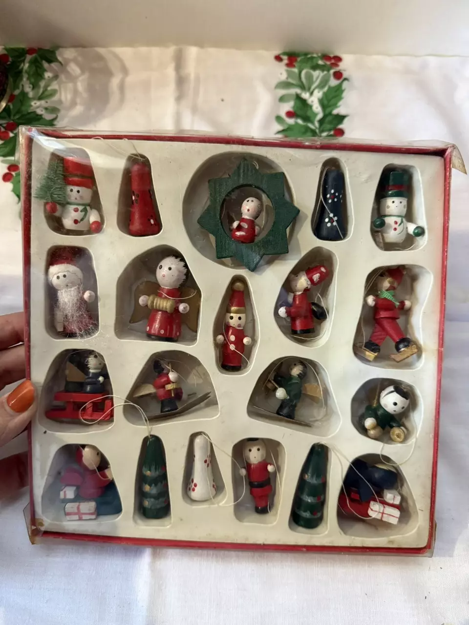 plant/Box Set of 20 Wooden Mini Ornaments-0