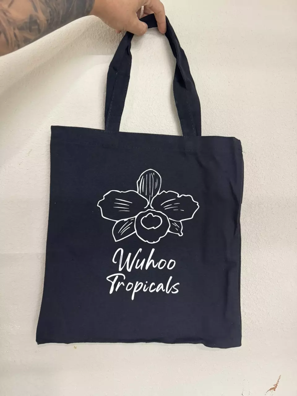 plant/Wuhoo’s black tote bag-0