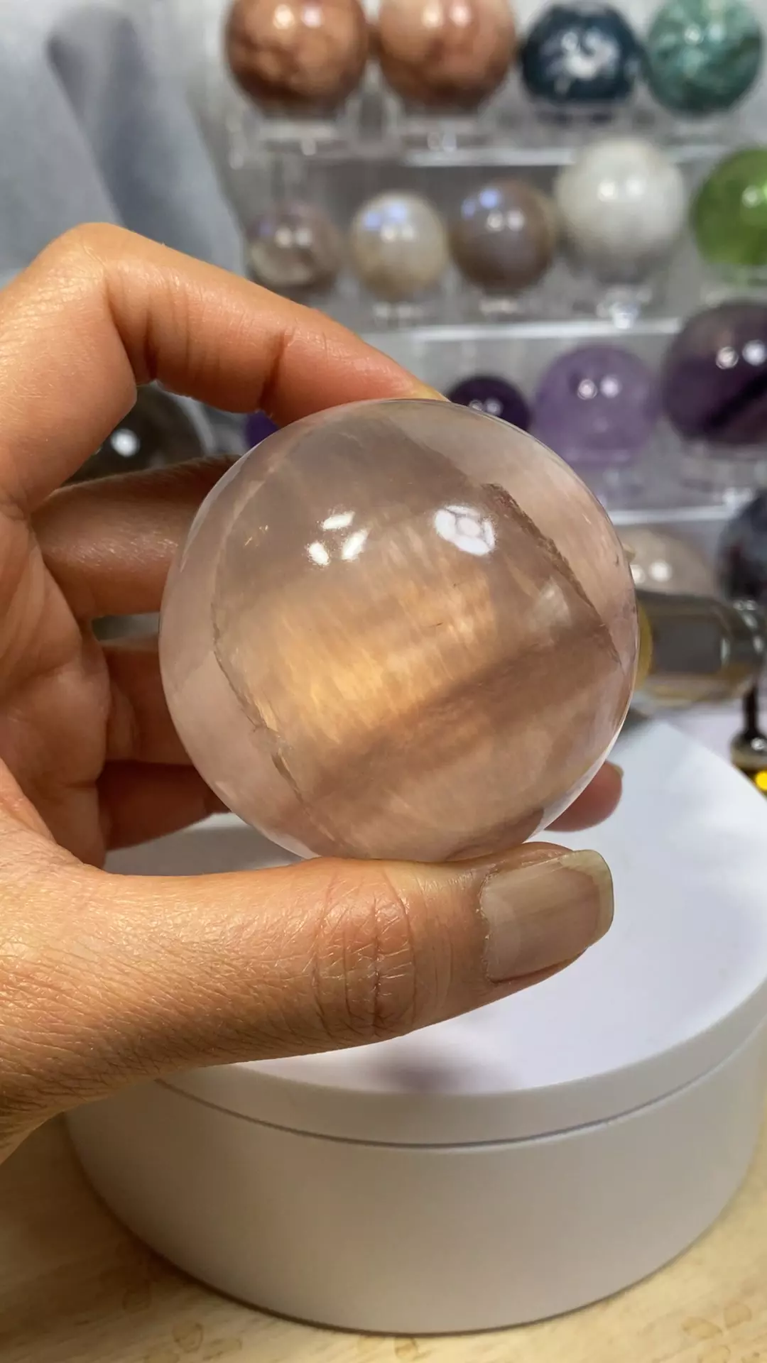 plant/Smokey Fluortie sphere 55mm w. Mica #2665-0