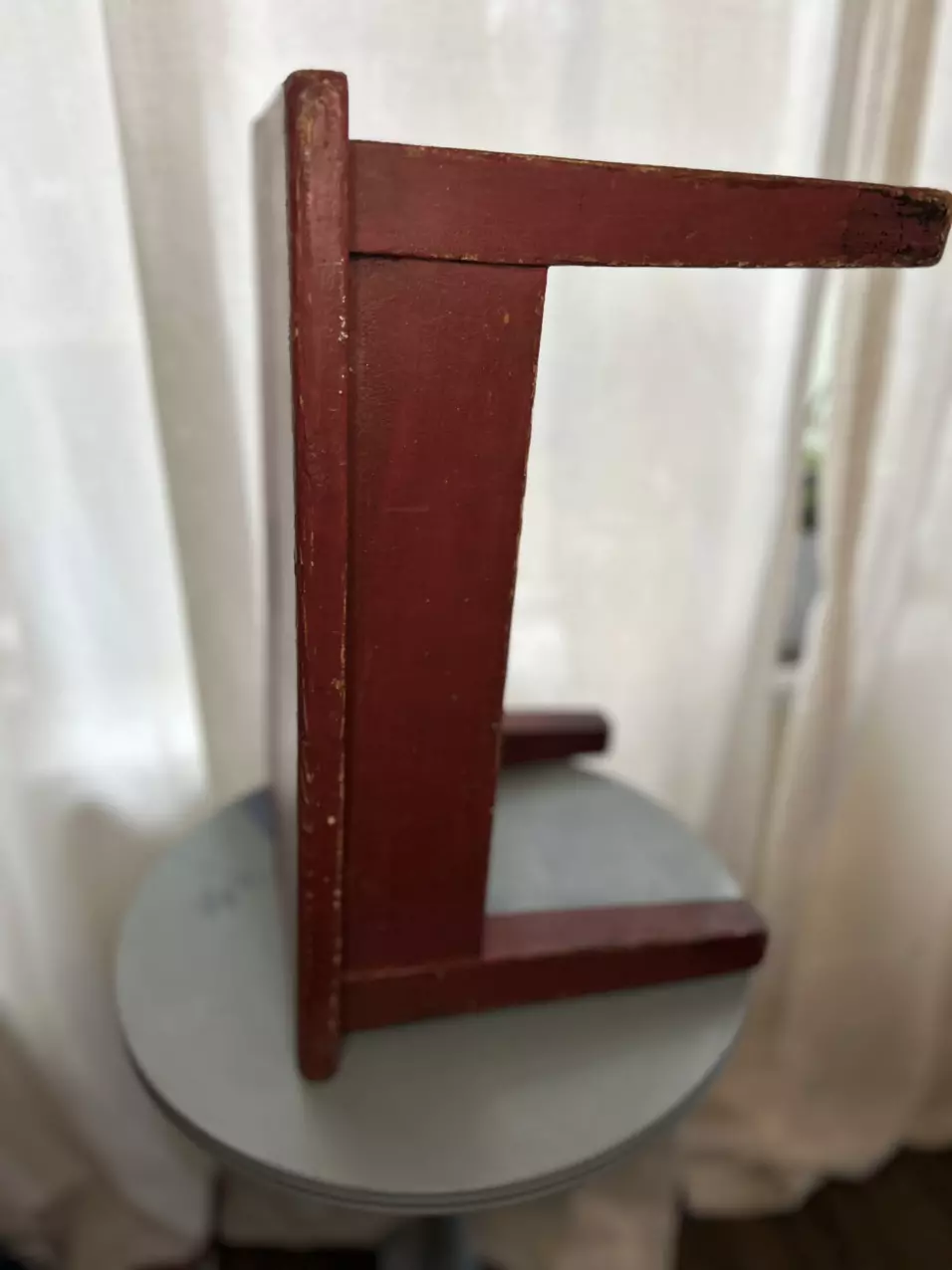 plant/🪑 Primitive Red Painted Wooden Bench / Milking Stool-1