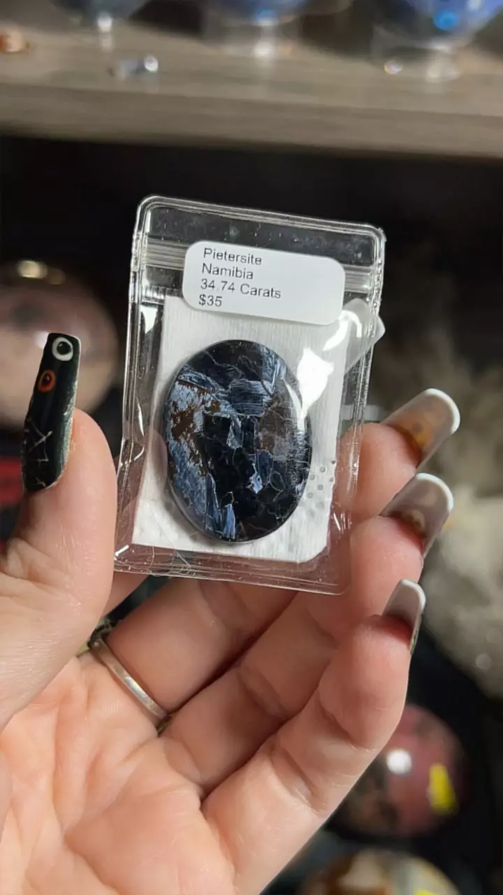 plant/Pietersite Cab-0
