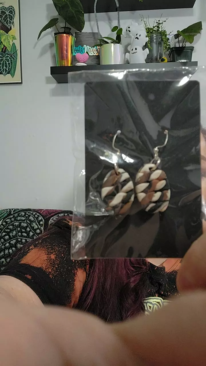 plant/FALLISH EARRINGS-0