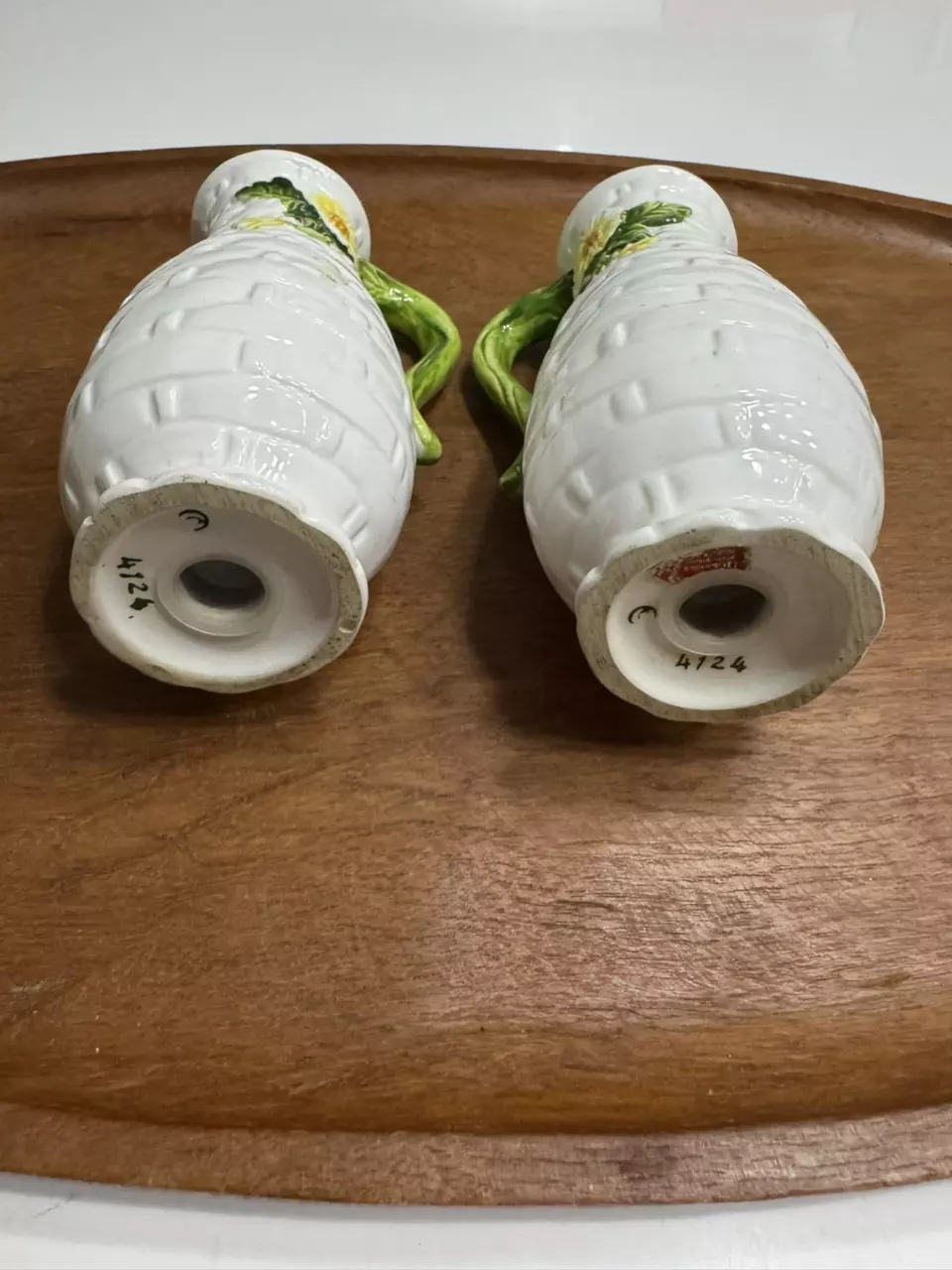 plant/Lefton Rustic Daisy salt and pepper shakers-1