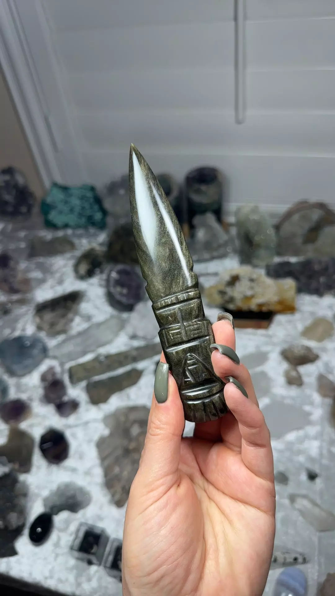 plant/Gold sheen Obsidian-0