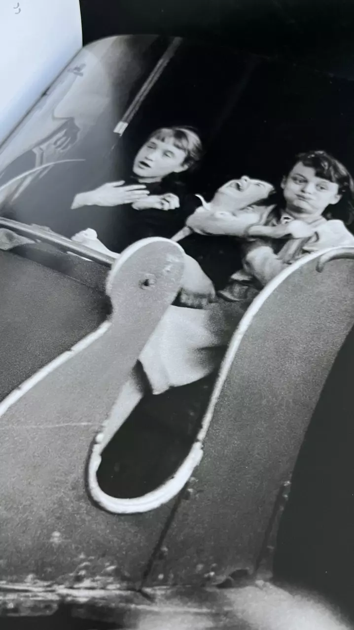 plant/Robert Doisneau Paris coffee table book-3