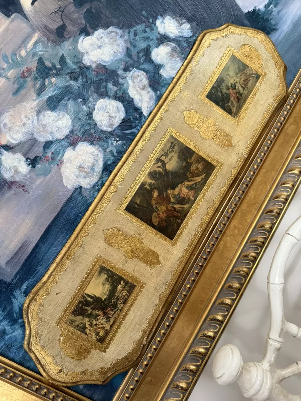 plant/XL Renaissance wall plaque-0