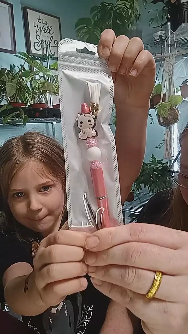 plant/pink cow pen-0