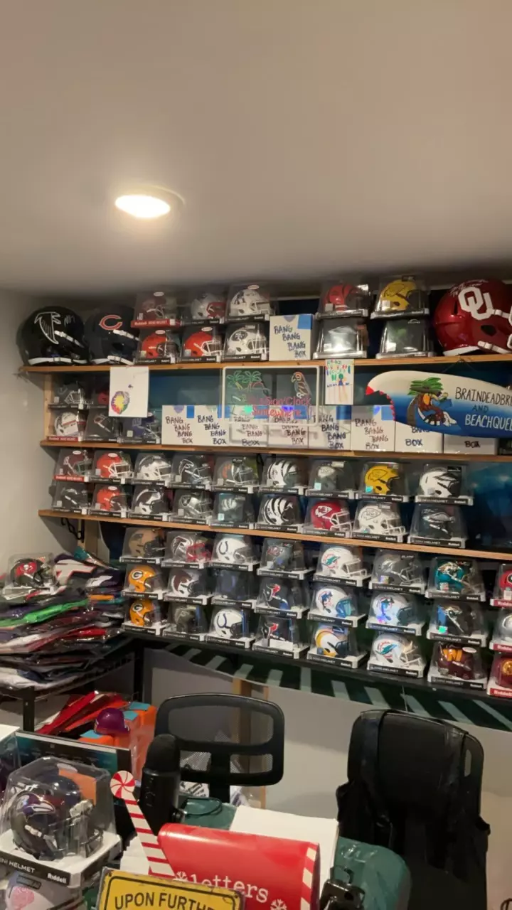 plant/PYD IN A DIVISIONAL BREAK-0