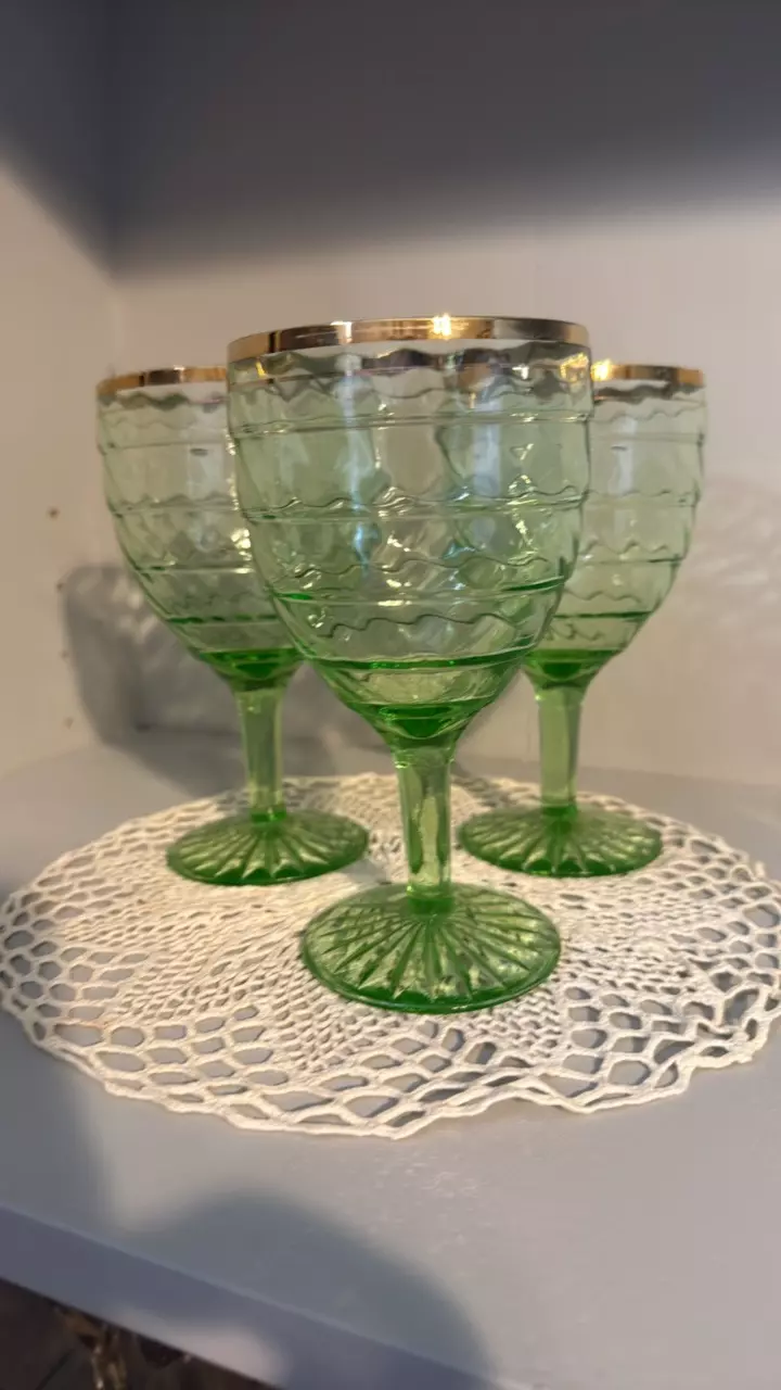 plant/Hocking Glass Company Block Optic  Goblets-0