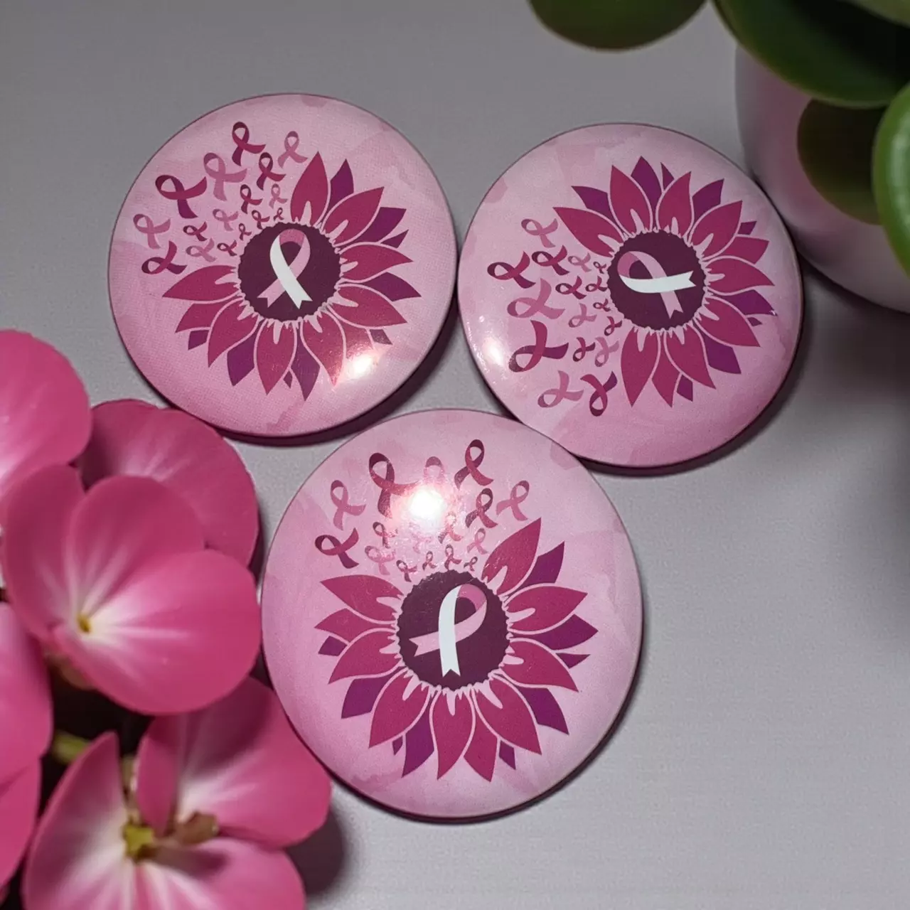 plant/BREAST CANCER AWARENESS BUTTONS #4-0