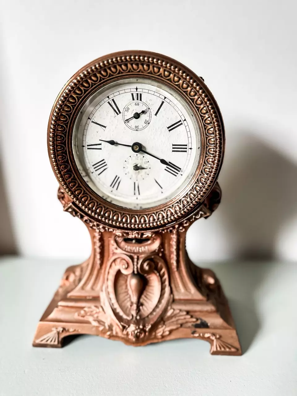plant/Antique Copper and Cast Iron Mantle clock-0
