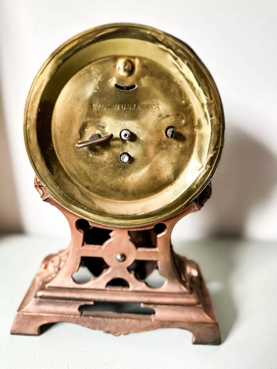 plant/Antique Copper and Cast Iron Mantle clock-3