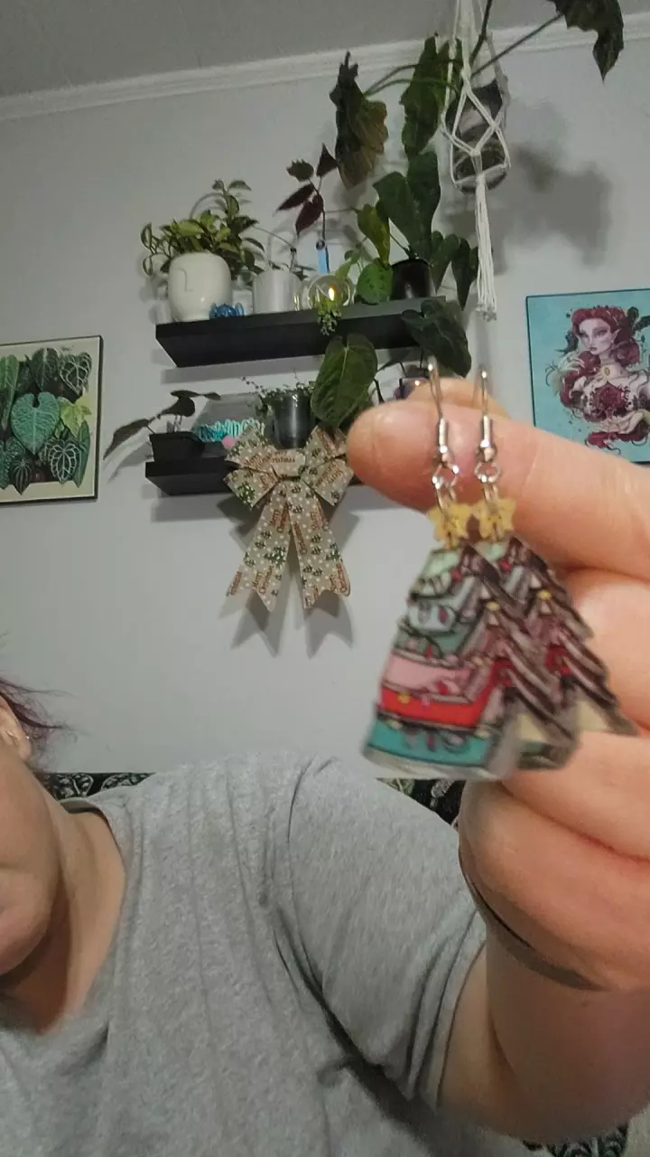 plant/BOOK EARRING-0