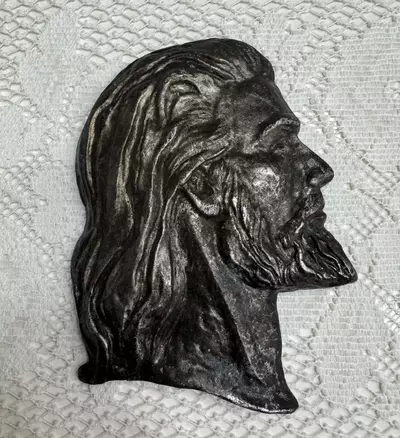 plant/Jesus head cast metal 6.5” x 5.25-0-thumbnail